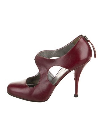 Miu Miu Leather Pumps