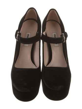 Miu Miu Velvet Pumps
