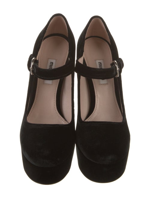 Miu Miu Velvet Pumps