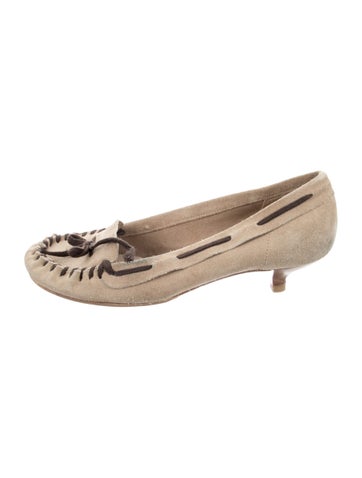 Pre-owned Miu Miu Suede Whipstitch Trim Loafers In Neutral