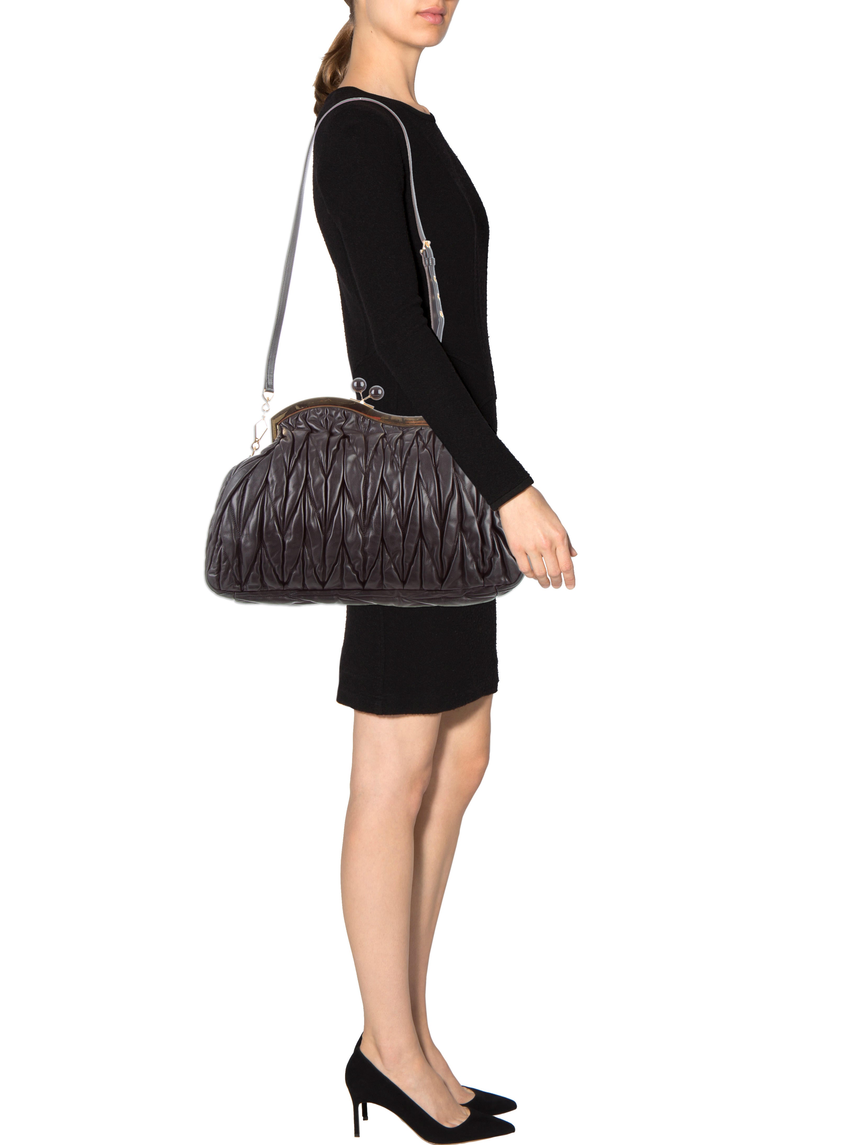 Miu Miu Matelassé Kiss-Lock Clutch - Black Clutches, Handbags