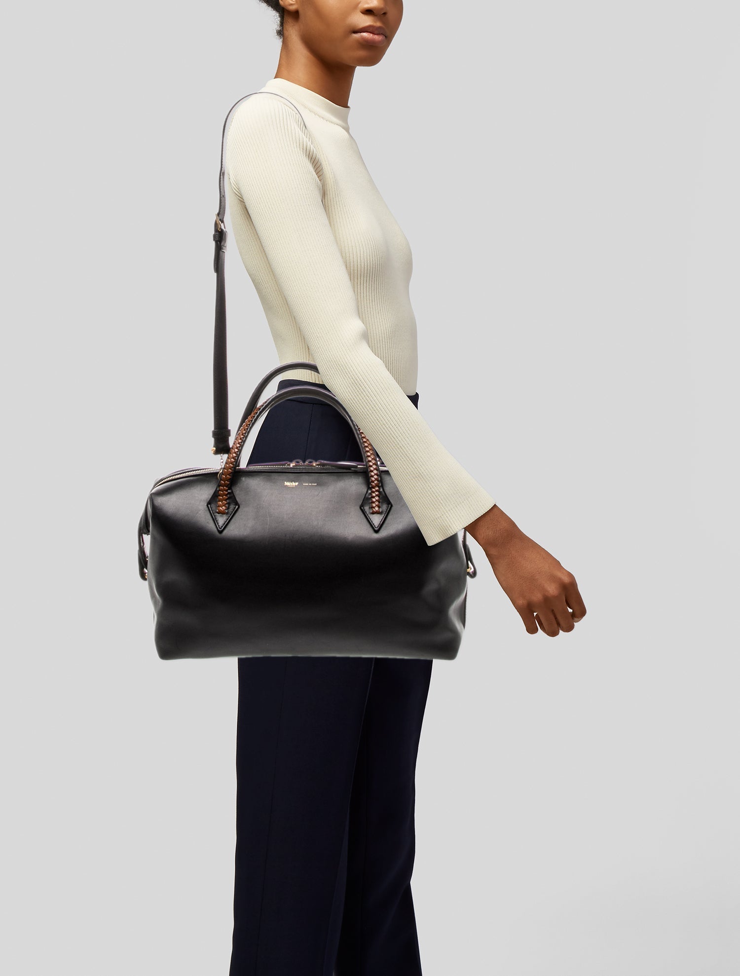 Métier Leather Verite City Bag