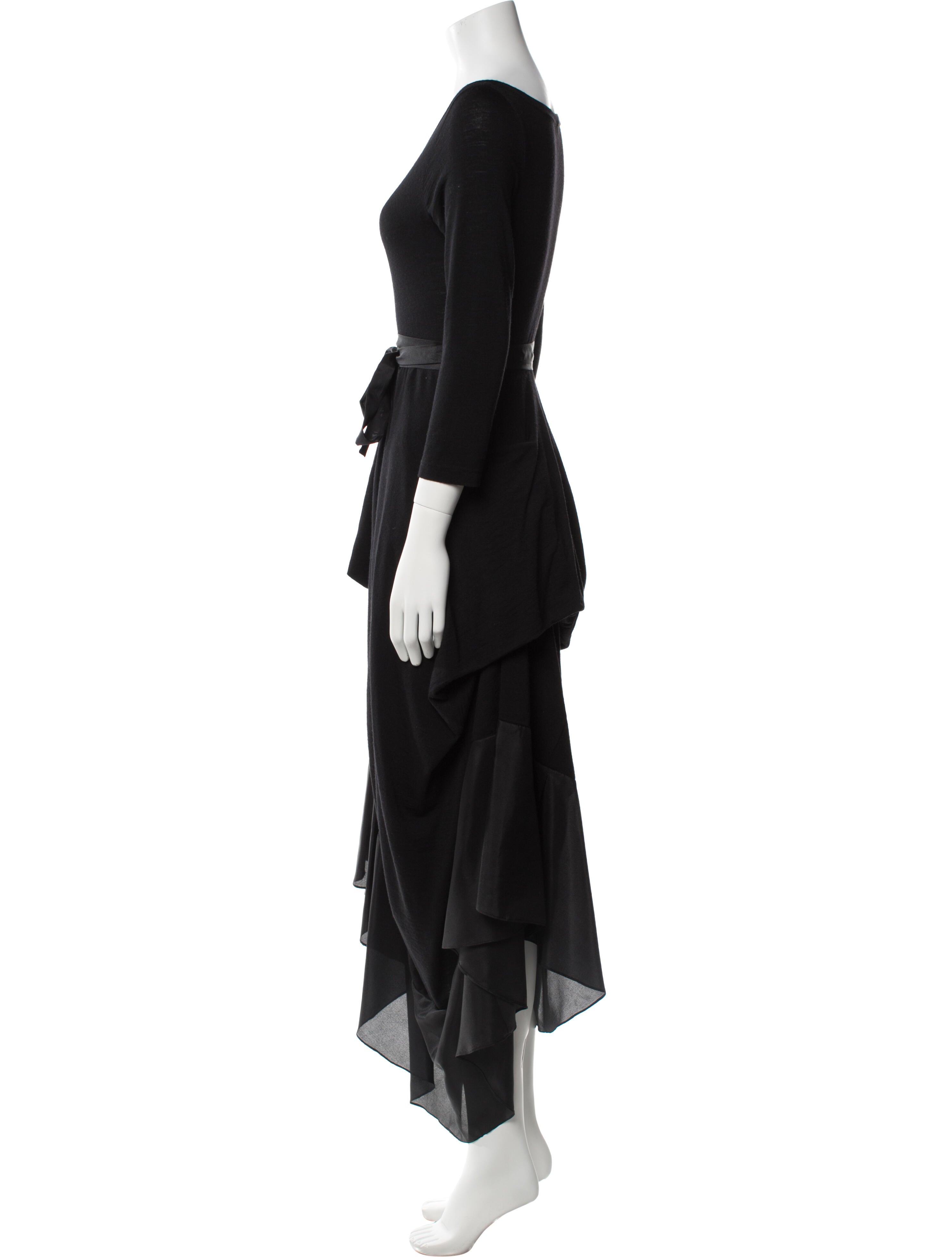 Morgane Le Fay Scoop Neck Long Dress