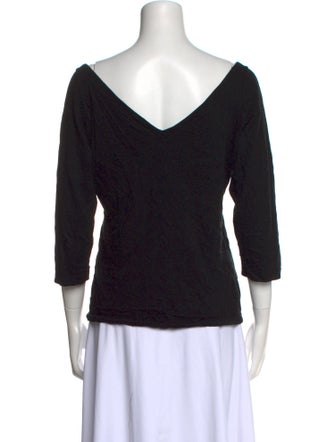 Morgane Le Fay V-Neck Three-Quarter Sleeve Top