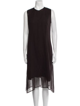 Morgane Le Fay Silk Pleated Accents Skirt Suit