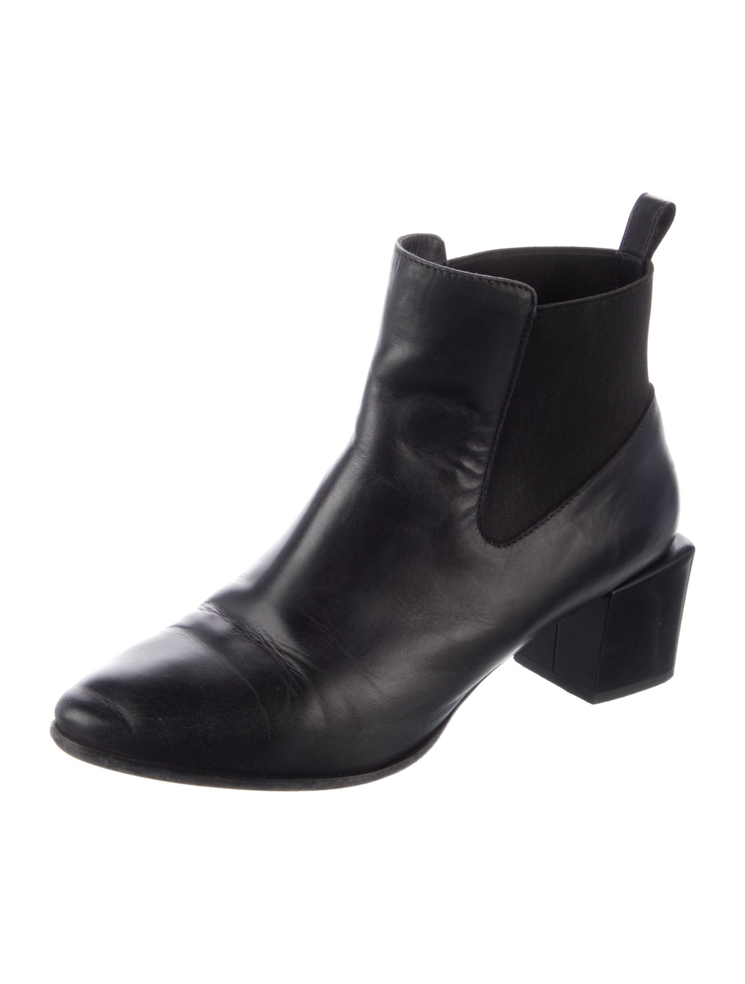 Max Mara Leather Chelsea Boots