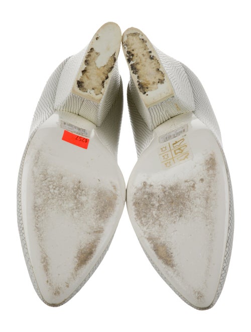 Max Mara Embossed Leather Pumps