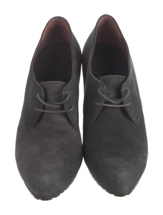 Max Mara Suede Pumps