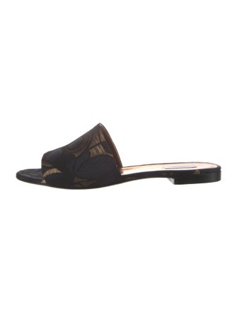 Max Mara Slides
