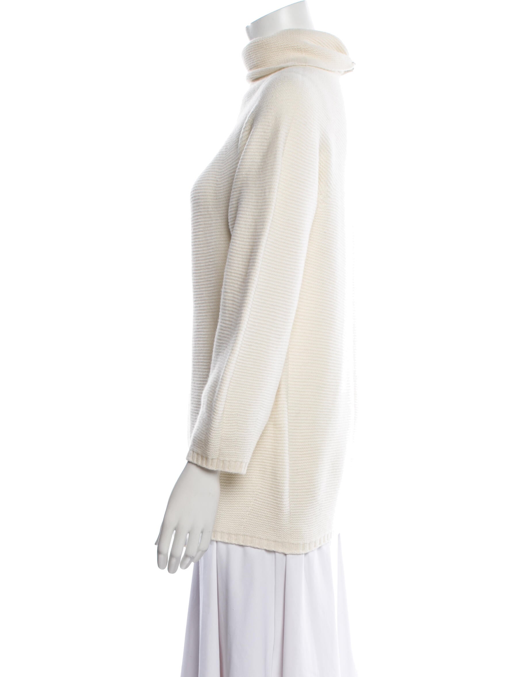 Max Mara Cashmere Turtleneck Sweater
