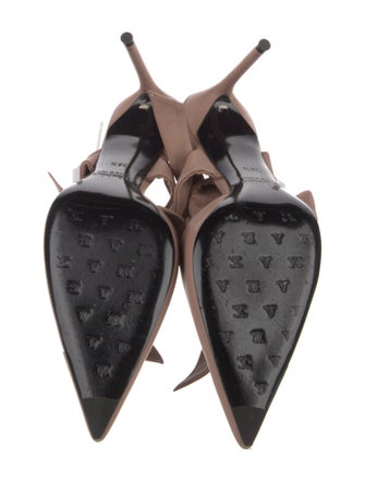 Max Mara Leather D'Orsay Pumps