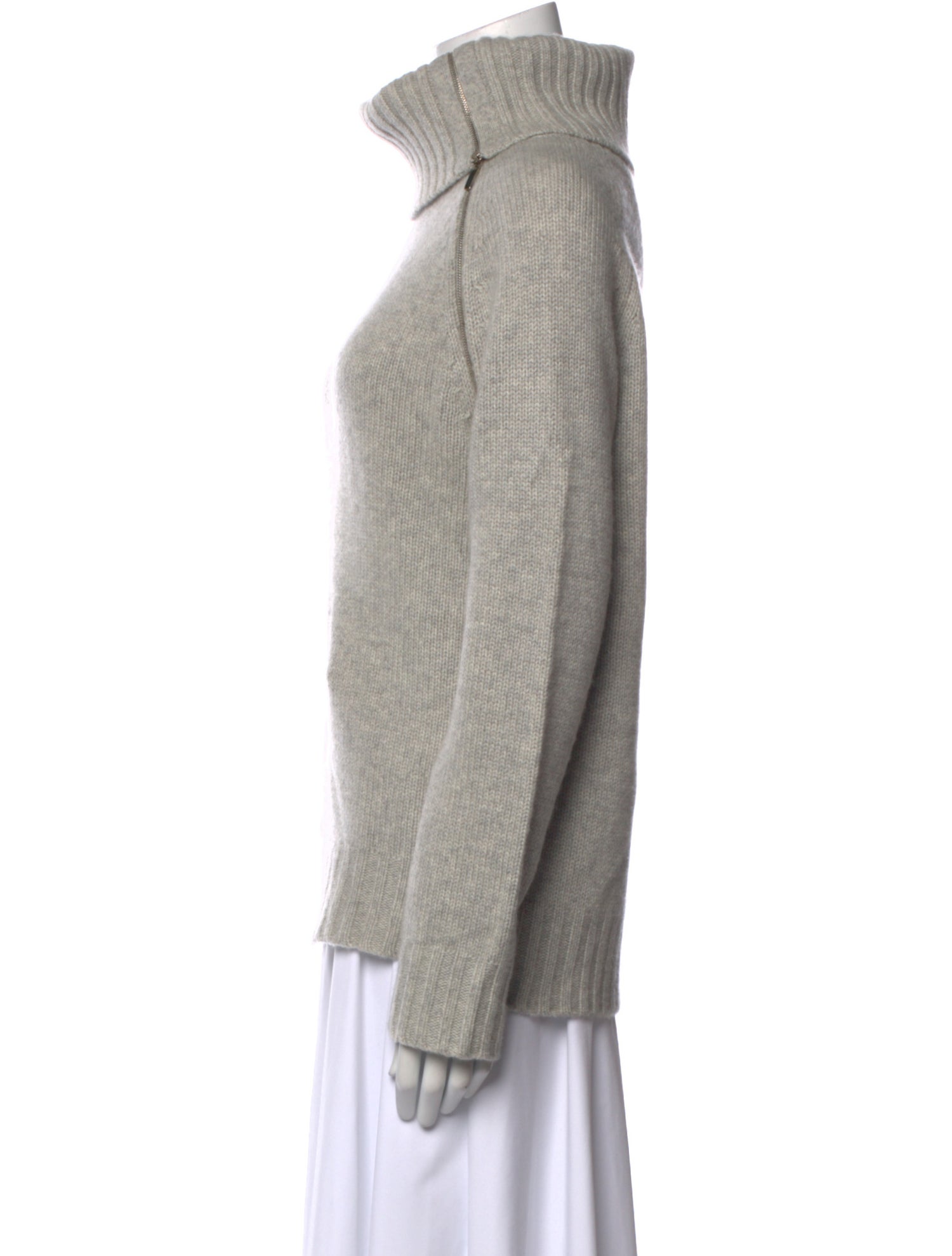 Max Mara Cashmere Turtleneck Sweater