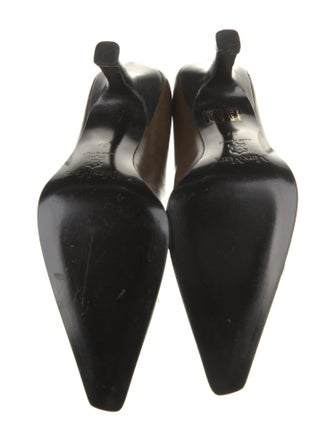 Max Mara Leather Pumps