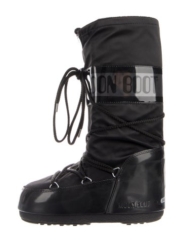 Pre-owned Moon Boot Nylon Graphic Print Lace-up Boots In Black