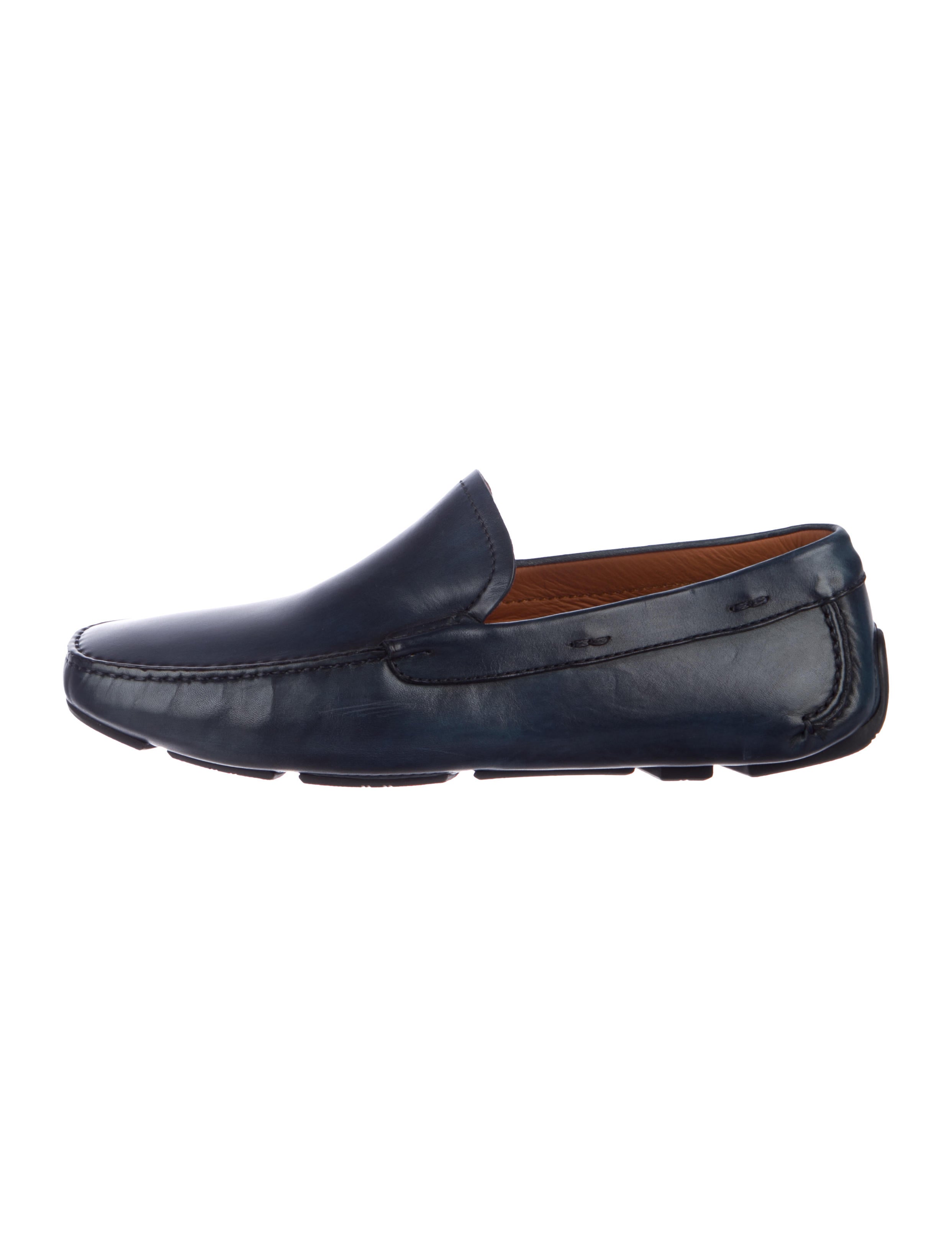 magnanni driving loafers