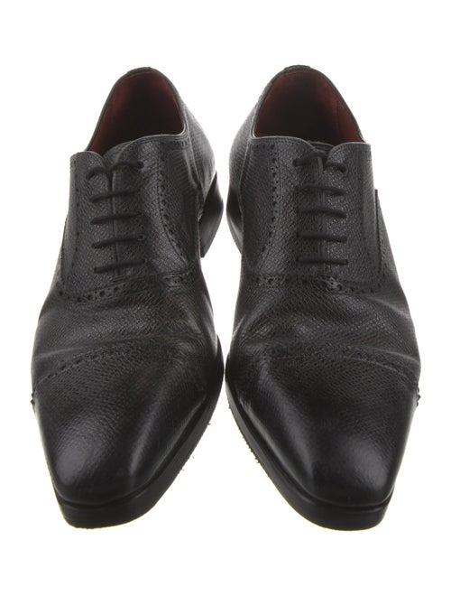 Magnanni Leather Eyelet Trim Oxfords