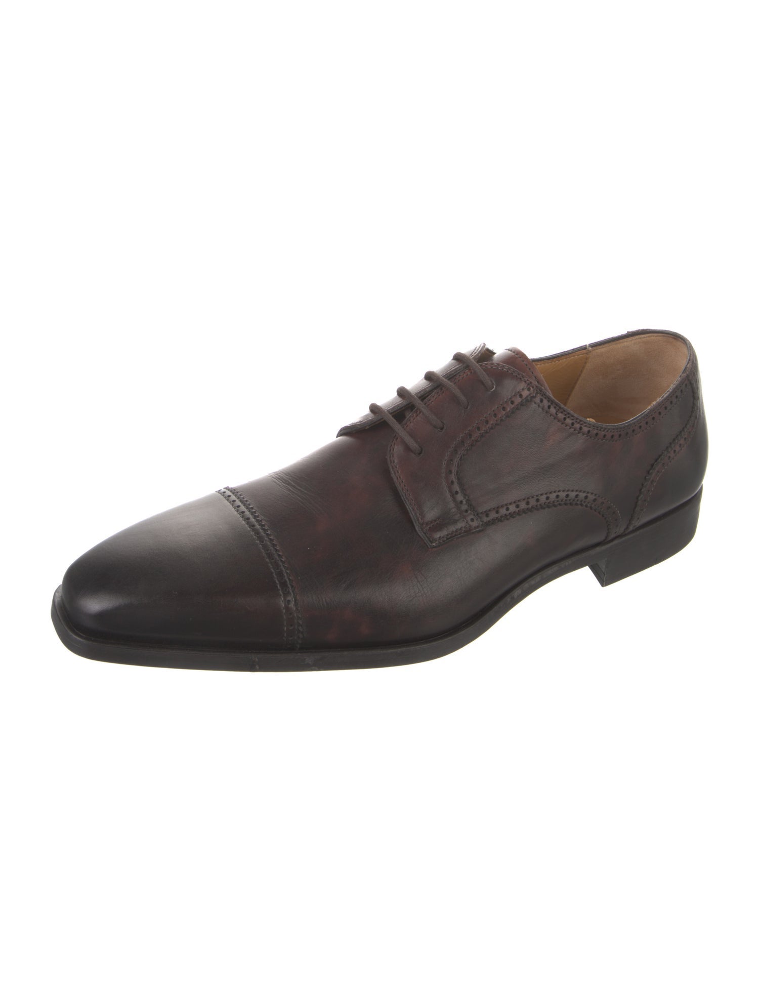 Magnanni Leather Eyelet Trim Brogues