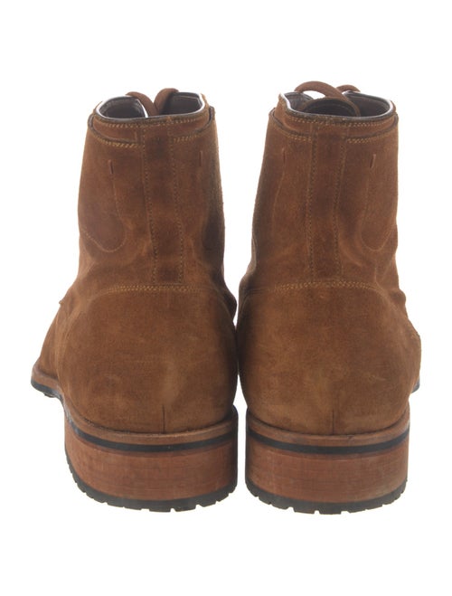 Magnanni Suede Lasercut Accents Lace-Up Boots