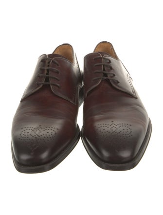 Magnanni Leather Lasercut Accents Derby Shoes