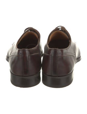 Magnanni Leather Lasercut Accents Derby Shoes