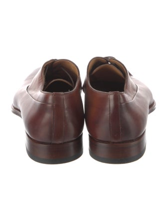 Magnanni Leather Oxfords