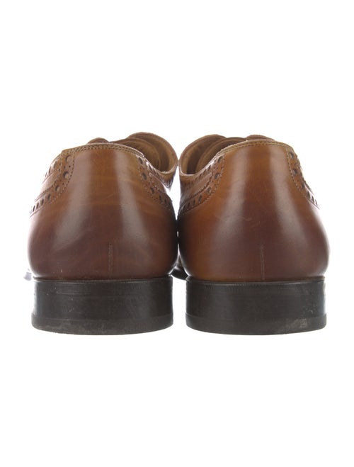 Magnanni Leather Lasercut Accents Brogues