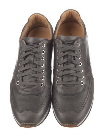 Magnanni Leather Lasercut Accents Sneakers