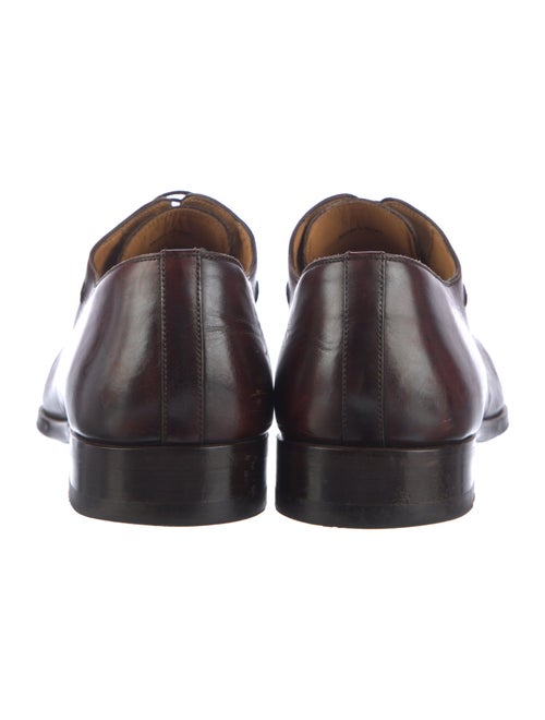 Magnanni Leather Oxfords