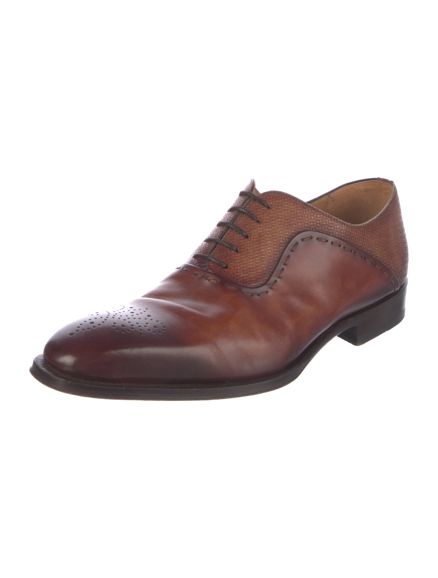 Magnanni Leather Oxfords