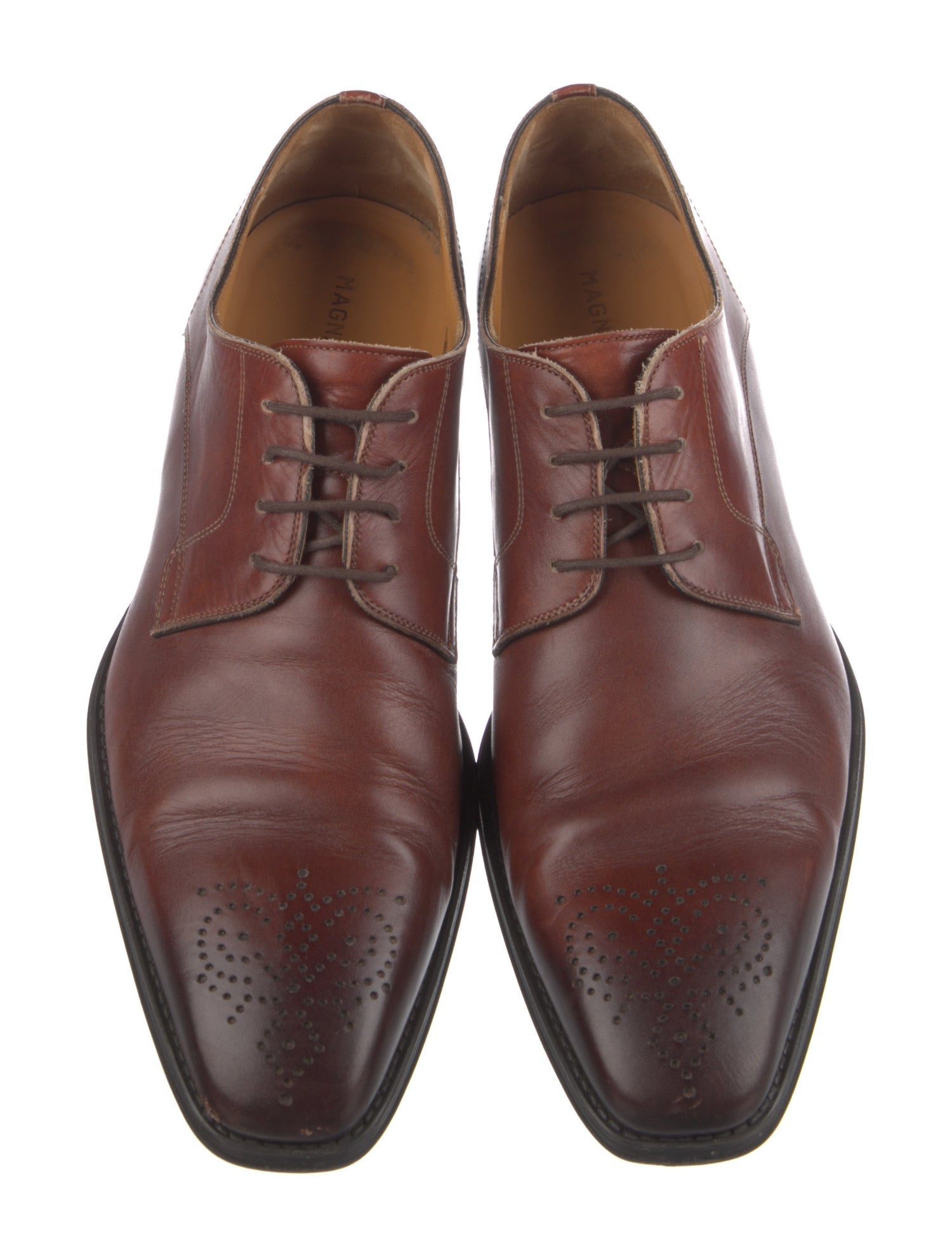 Magnanni Leather Derby Shoes