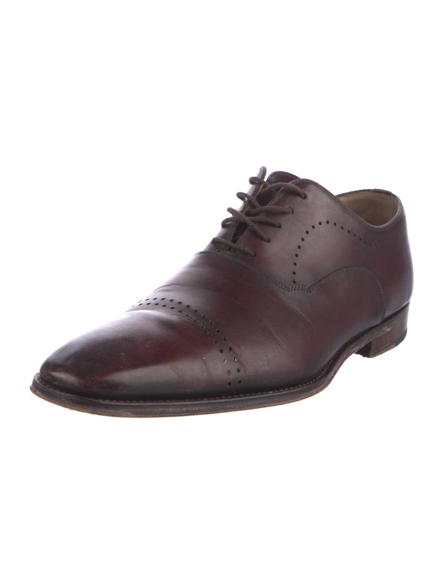 Magnanni Leather Eyelet Trim Oxfords
