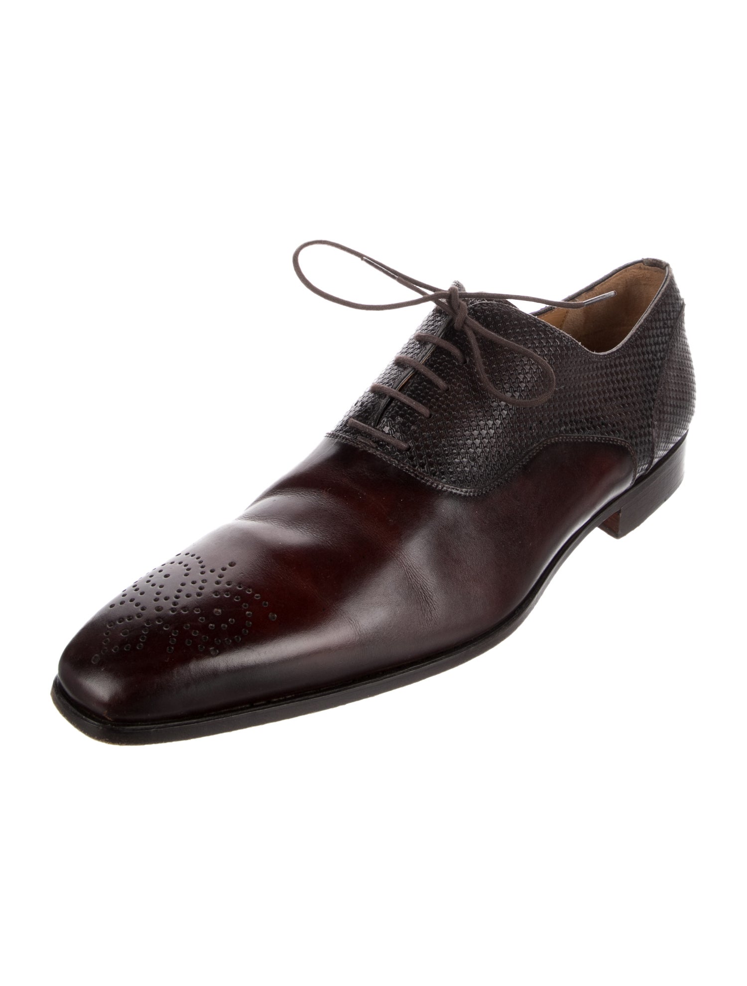 Magnanni Leather Oxfords