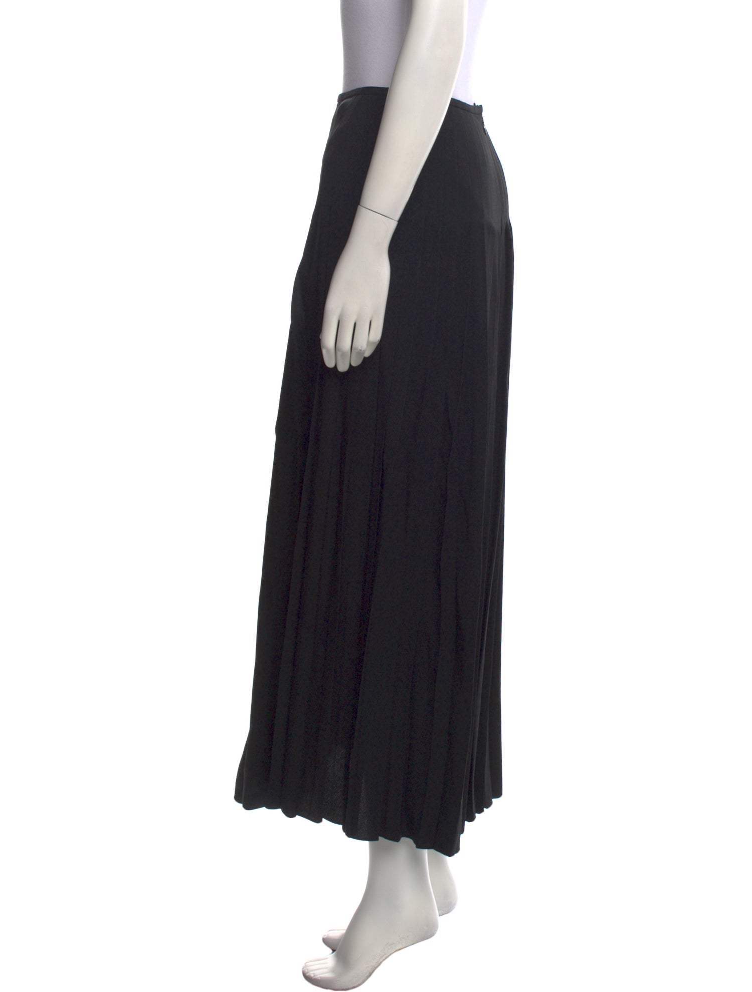 Mantu Pleated Accents Midi Length Skirt