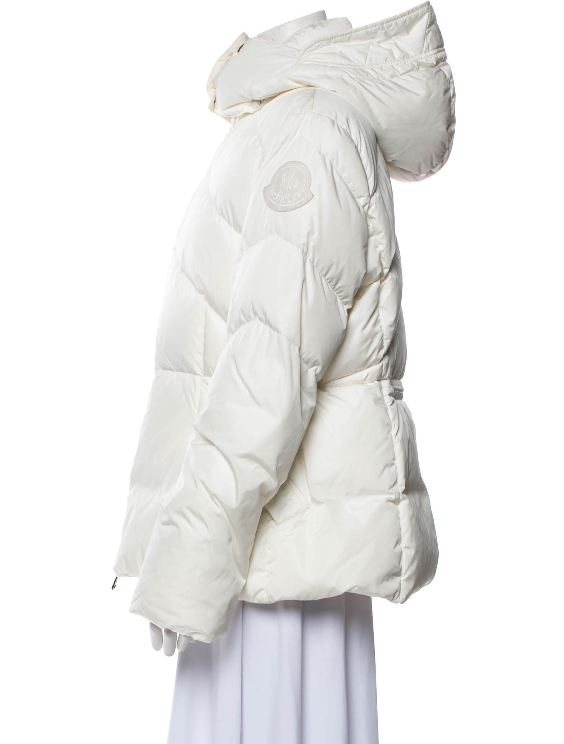 Moncler Aloes Down Coat w/ Tags - White Coats, Clothing