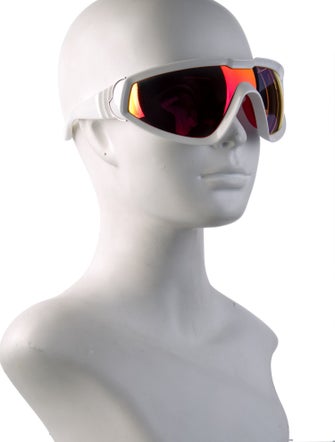 Moncler Shield Mirrored Sunglasses