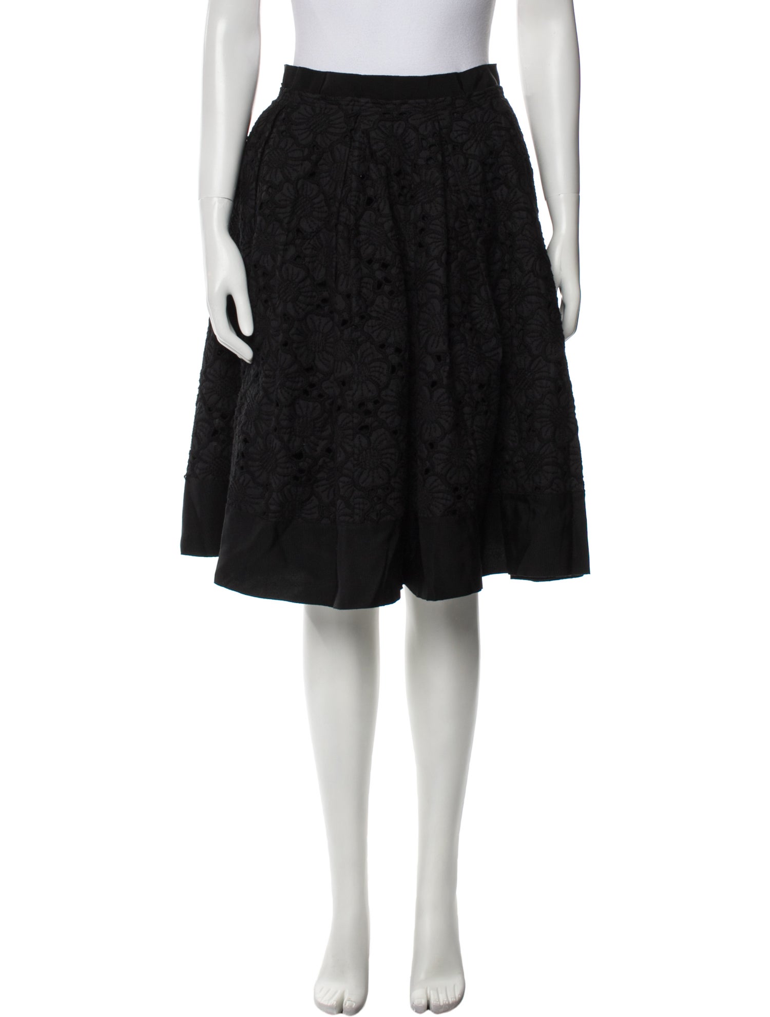 ワンピース MONCLER Women Mid Skirts 9L00002 BLACK Moncler Pleated Down Midi Skirt | Neiman Marcus