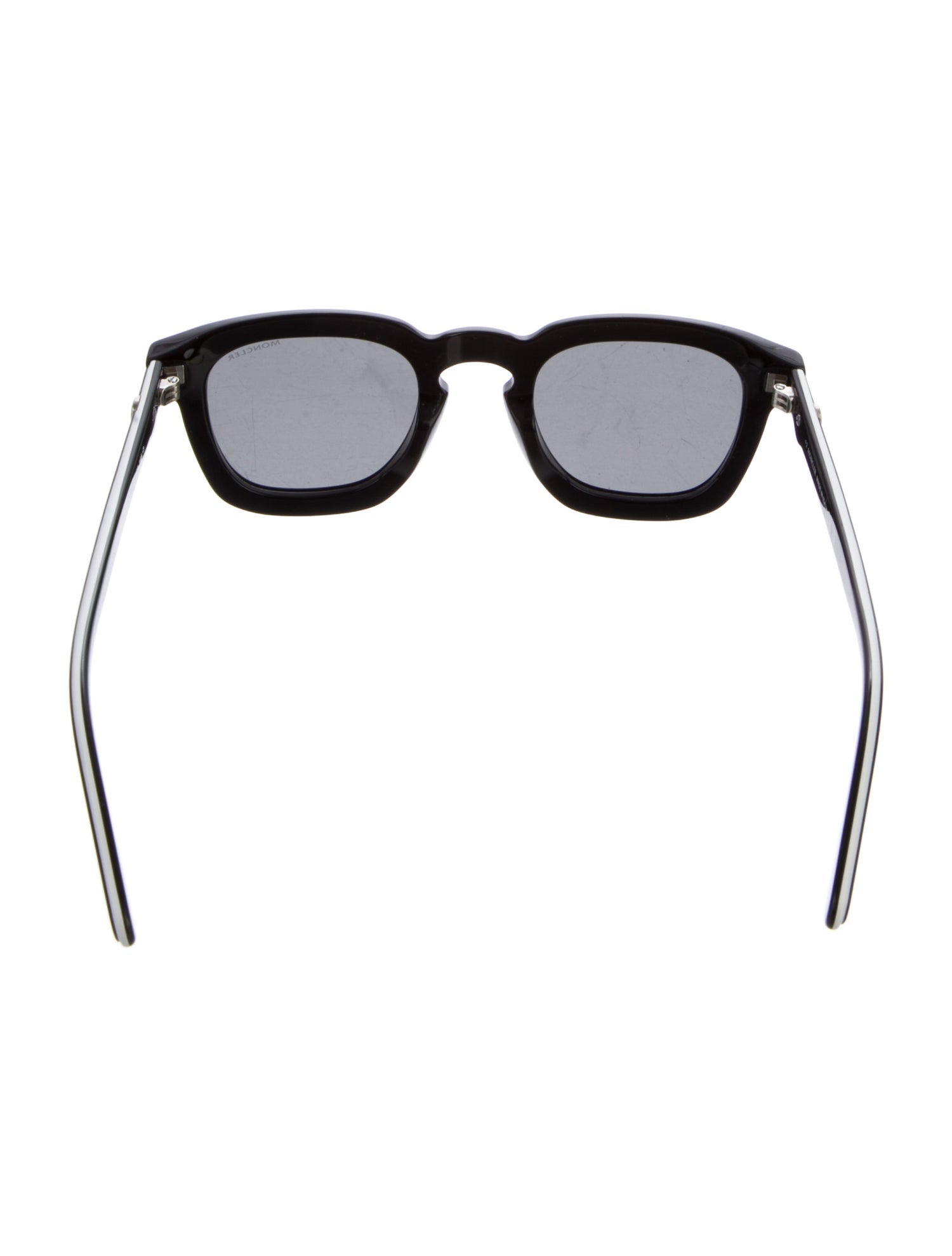 Moncler Wayfarer Tinted Sunglasses