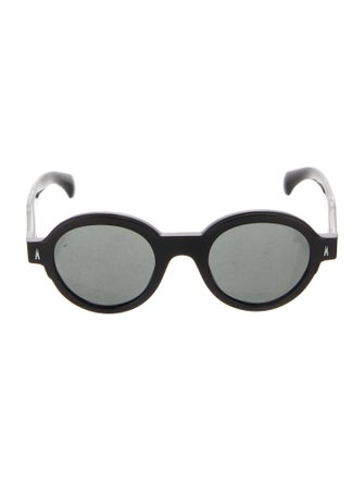Moncler Round Tinted Sunglasses