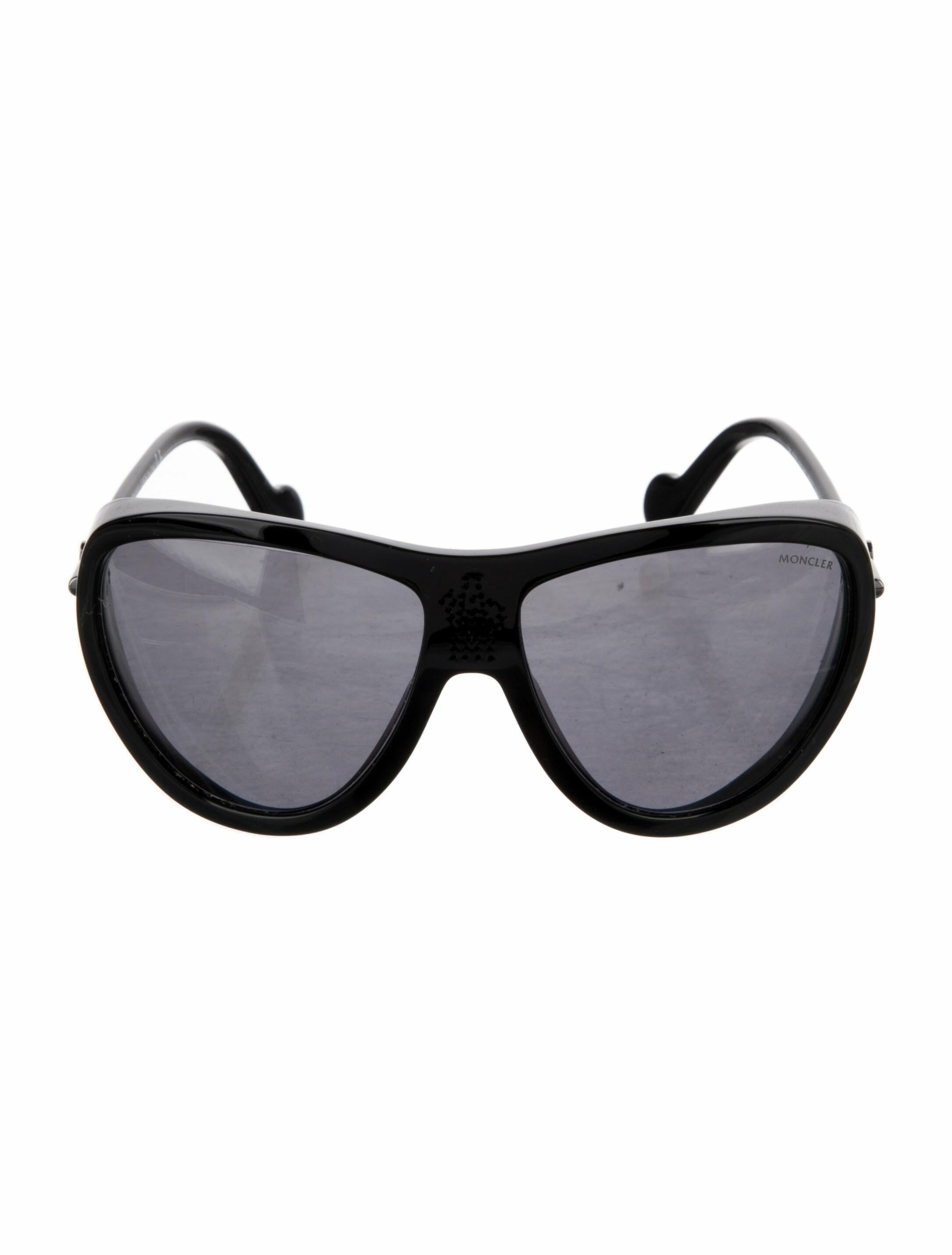Moncler Oversize Tinted Sunglasses