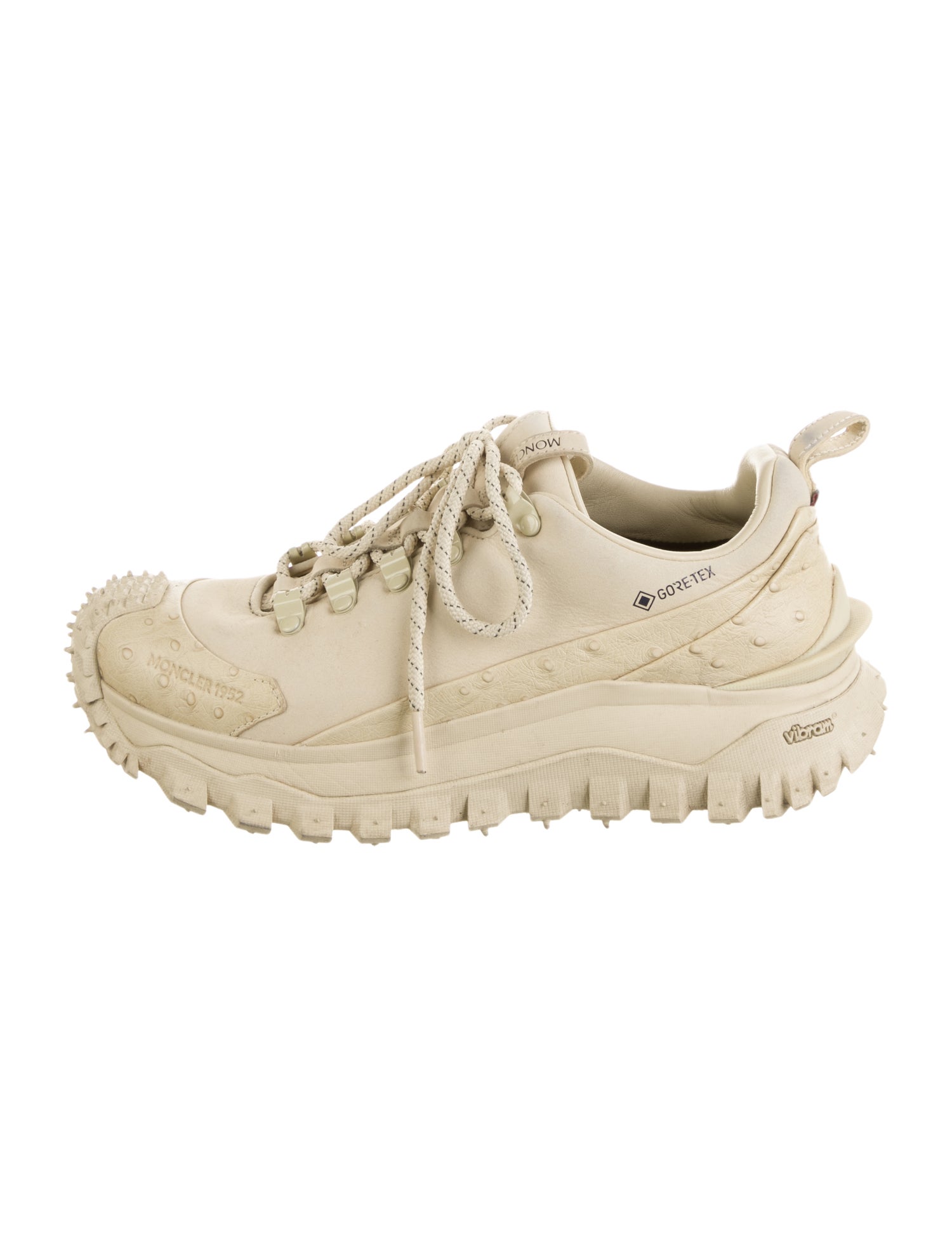 靴 Prada Nylon Studded Accents Sneakers Prada Nylon Studded Accents Sneakers - Black Sneakers, Shoes