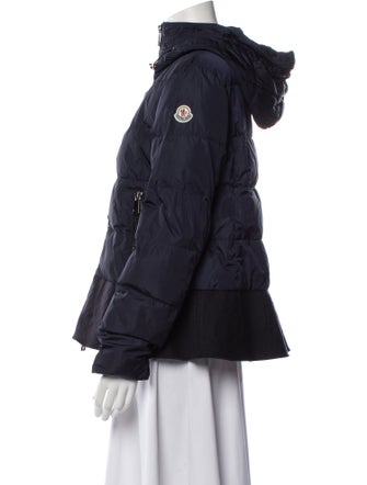Moncler Nesea Giubbotto Down Jacket