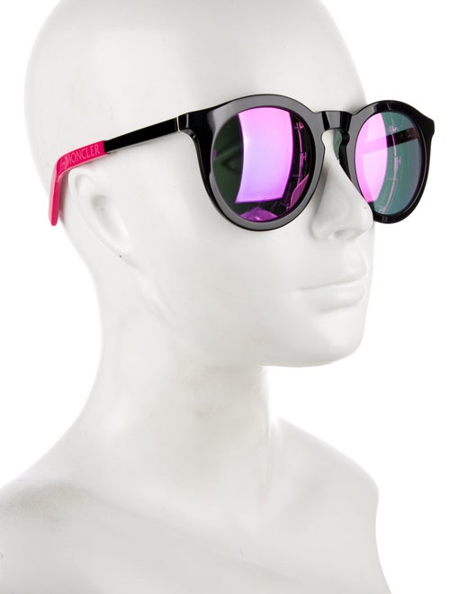 Moncler Wayfarer Tinted Sunglasses