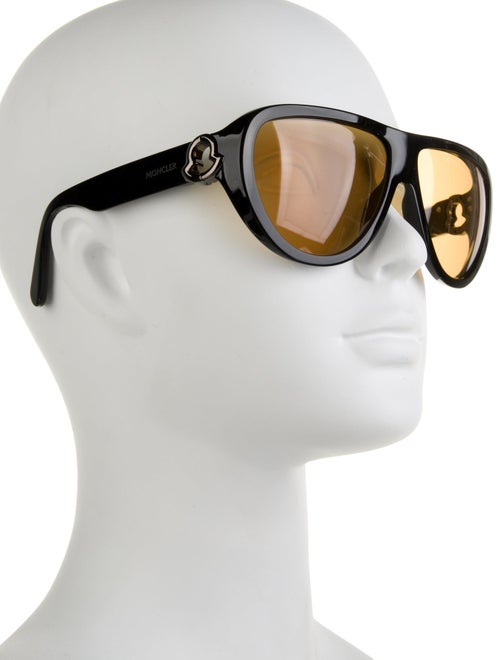 Moncler Oversize Tinted Sunglasses