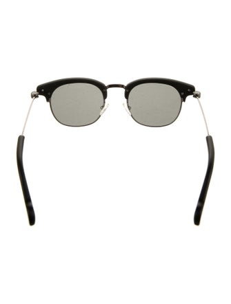 Moncler Wayfarer Tinted Sunglasses