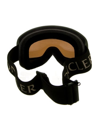 Moncler Oversize Tinted Sunglasses