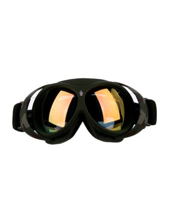 Moncler Round Tinted Sunglasses