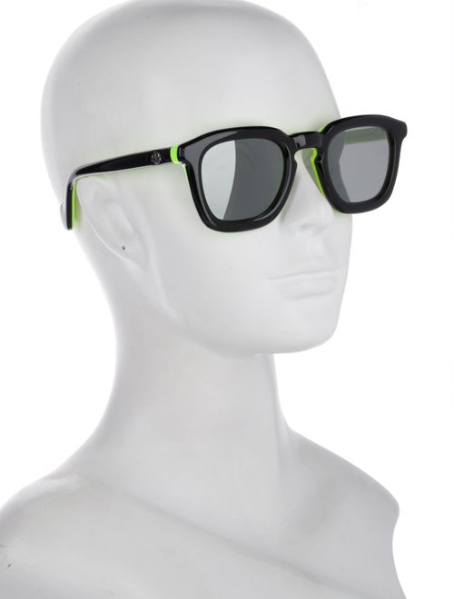 Moncler Wayfarer Tinted Sunglasses