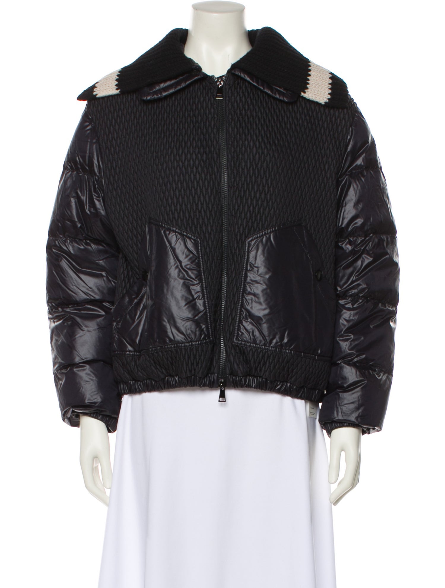 Moncler 2022 Arpont Down Jacket