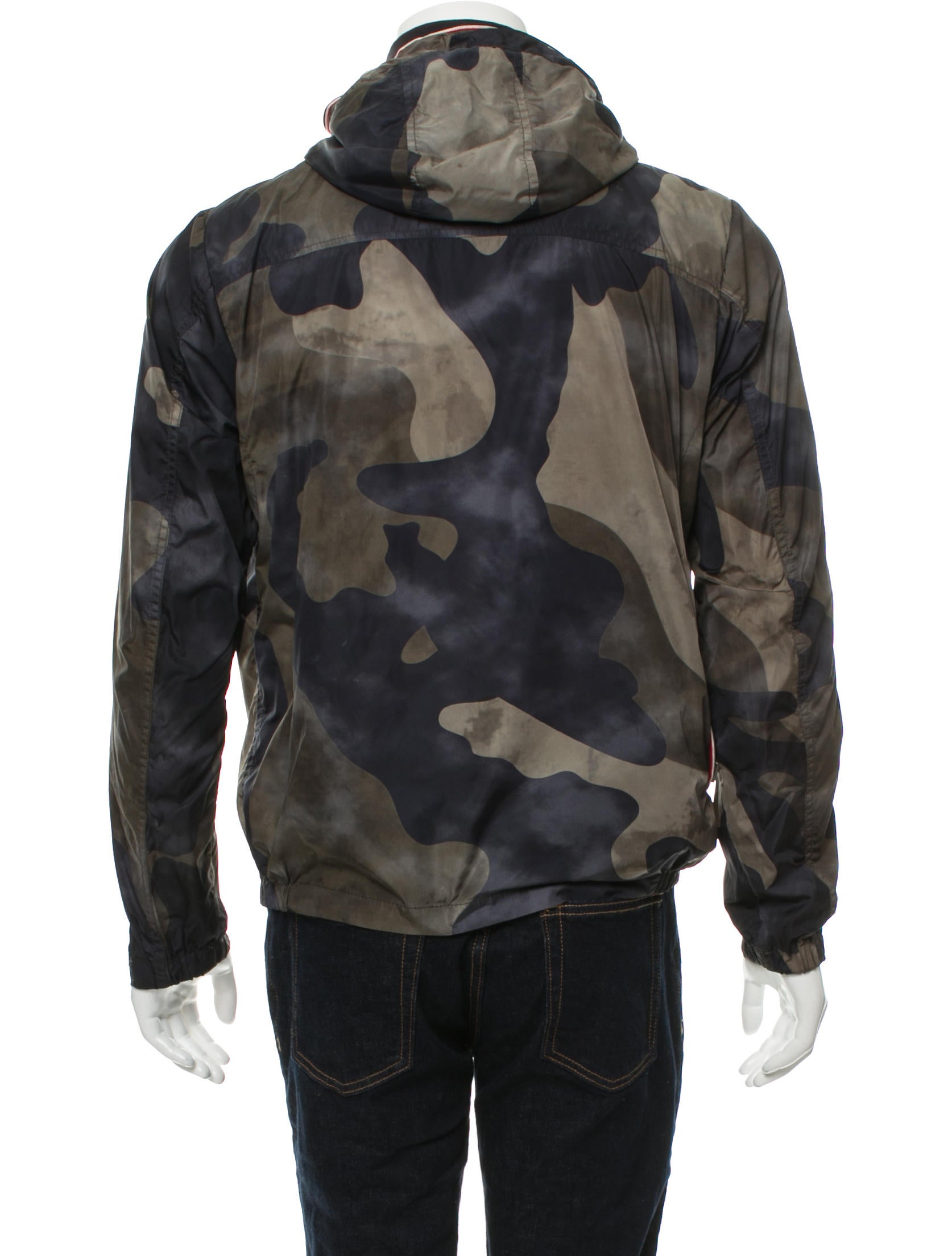 Moncler Nath Camouflage Jacket - Green Outerwear, Clothing
