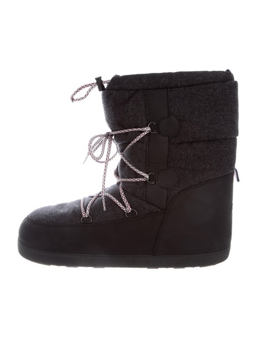 Moncler Snow Boots Grey